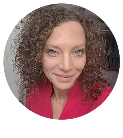 Meet the Team NuSpine Shana Sparks - Deerwood Lake